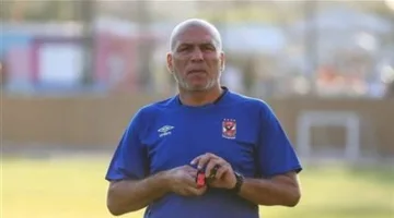 كأس العالم للأندية: محمد يوسف، المدير الرياضي للنادي الأهلي، يزور إمام عاشور في المستشفى للاطمئنان على حالته.