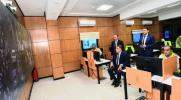 محافظ الدقهلية يراقب امتحانات الثانوية العامة من مركز الشبكة الوطنية للطوارئ والسلامة