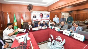 محافظ الدقهلية يزور غرفة العمليات الخاصة بالثانوية العامة: تأكيد على دعم المراقبين بشكل كامل