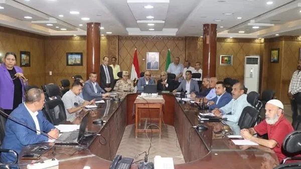 محافظ القليوبية يزور غرفة العمليات لجان الامتحانات الثانوية في مديرية التعليم.. صور محافظ القليوبية يزور غرفة العمليات لجان الامتحانات الثانوية في مديرية التعليم.. صور