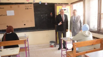 محافظ الغربية يزور لجان امتحانات الثانوية العامة في طنطا ويشدد على هدوء الأجواء.