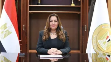 وزيرة التنمية المحلية تتابع سير العمل في المرحلة الأولى لتطوير سوق العتبة في القاهرة