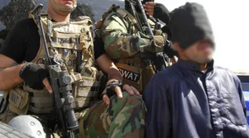 الاستخبارات تهاجم معاقل تجار المخدرات وتعتقل مجموعة منهم في بغداد.
