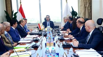 وزير التموين يراقب الحالة التنفيذية للاحتياطي الاستراتيجي من السلع الأساسية وضمان توفرها وانسيابية توزيعها