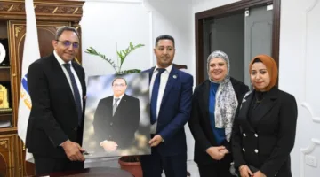 محافظ قنا يستقبل وفد المجلس الوطني للشباب ويثني على جهودهم في نشر الوعي المجتمعي