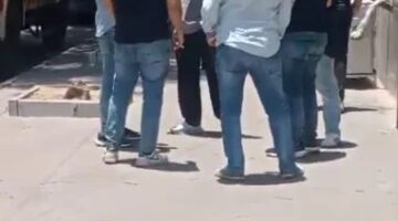 تشييع جثمان ابن الموسيقار صلاح الشرنوبي من مسجد عمر مكرم.. صور