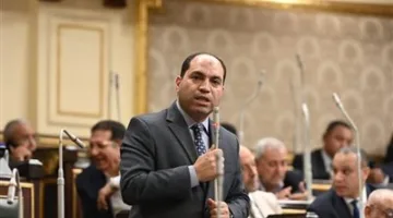 عمرو درويش، “نائب التنسيقية”: مشروع قانون “الشركات الحكومية” يساهم في جذب الاستثمارات ويحقق الأهداف الاقتصادية.