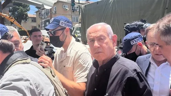 نتنياهو في بات يام: “تخيلوا ماذا سيحدث إذا كانت إيران تمتلك 20 ألف صاروخ مماثل” نتنياهو في بات يام: “تخيلوا ماذا سيحدث إذا كانت إيران تمتلك 20 ألف صاروخ مماثل”