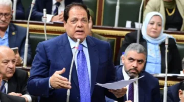 أبو العينين: تشريع تنظيم ملكية الدولة في الشركات يعد فرصة مُشجعة للاستثمار