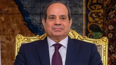 الرئيس السيسي يؤكد موقف مصر الراسخ من رفض تصعيد النزاع في المنطقة وأهمية إنهاء العمليات العسكرية الإسرائيلية.
