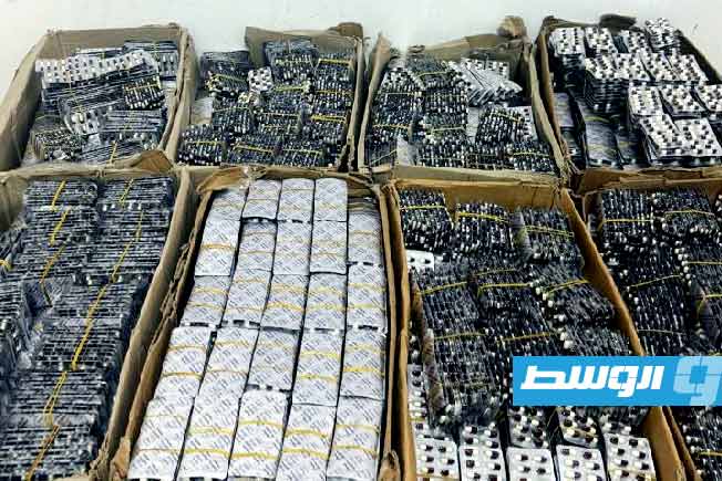 أقراص مخدرة ضبطت في منزل بطبرق (جهاز مكافحة المخدرات والمؤثرات العقلية)