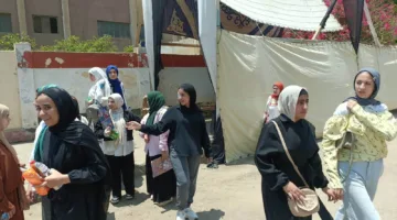 سعادة طلاب الثانوية العامة في القليوبية لسهولة امتحان “التربية الدينية والوطنية”