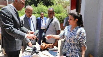 محافظ أسوان يزور عدة لجان امتحانات الثانوية العامة في مدينة ومركز إدفو.