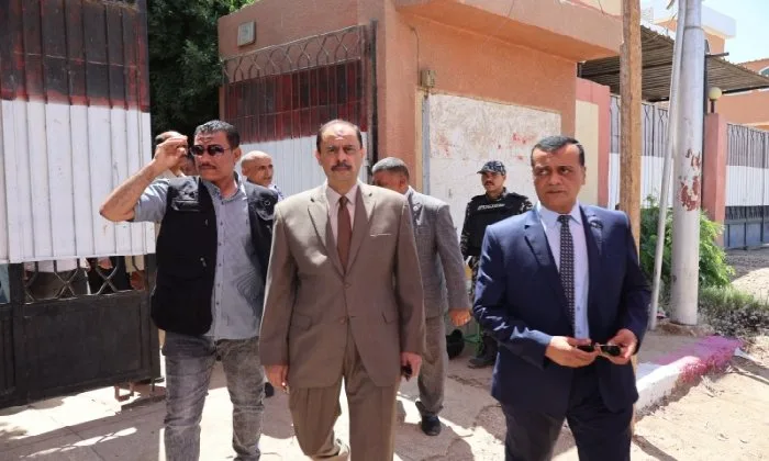محافظ سوهاج يتفقد حالة المراقبين المتضررين من حادث الميكروباص محافظ سوهاج يتفقد حالة المراقبين المتضررين من حادث الميكروباص