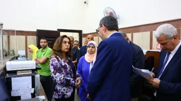 منال عوض تزور المركز التكنولوجي في حي عابدين وتقدم حلولاً لشكاوى المواطنين