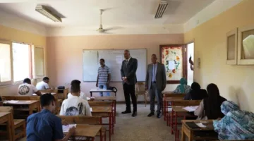 محافظ أسوان يزور لجان امتحانات الثانوية العامة في مدارس إدفو | صور