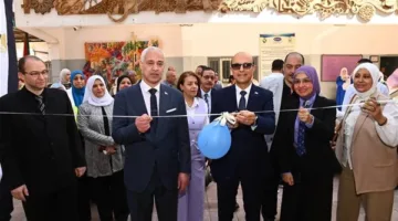 رئيس جامعة أسيوط ي inaugurates المعرض والاحتفال السنوي للأقسام الأكاديمية في كلية التربية النوعية.