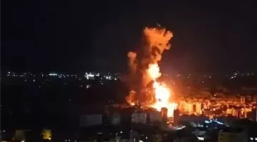 إرنا: وقوع انفجارات لخمسة عبوات ناسفة في طهران واتهامات للموساد بتفجير سيارات مفخخة.
