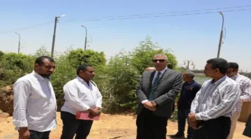 محافظ أسوان يقوم بجولة لمتابعة تطوير حديقة الأندلس الجديدة في إدفو