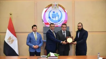 وزير الصحة يجتمع بجلسة موسعة مع لجنة الصحة باستخدام نموذج محاكاة لمجلس الشيوخ في وزارة الرياضة