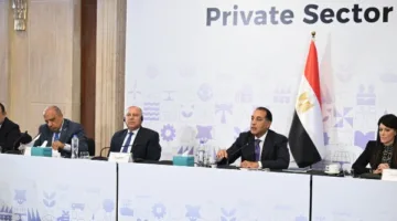 رئيس الوزراء يقود مناقشة حول تعزيز قدرة القطاع الخاص على المنافسة