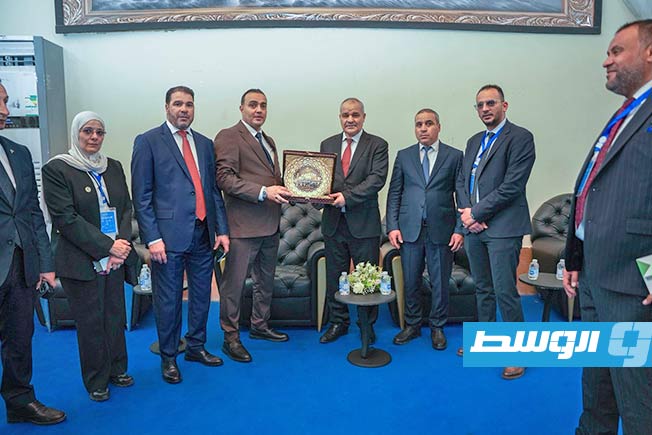 عيسى متحدثا في افتتاح معرض ومنتدى الدفع الإلكتروني في طرابلس، الأحد 15 مايو 2025. (مصرف ليبيا المركزي)