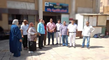 رئيس مدينة العياط يراقب امتحانات الثانوية العامة ويوفر المياه والأقلام للطلاب