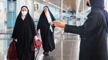وصول أول دفعة من الحجاج الإيرانيين إلى مطار عرعر استعدادًا لمغادرتهم