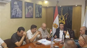 زيادة الرواتب ومنح 5 آلاف جنيه شهريًا لمرضى السرطان.. أهم قرارات نقيب الموسيقيين