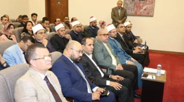 وزير الأوقاف يناقش مع وفد اتحاد الشباب آليات تعزيز الشراكة .. صور