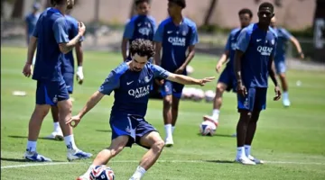 كفارا يقود هجوم باريس سان جيرمان ضد أتلتيكو مدريد في كأس العالم للأندية
