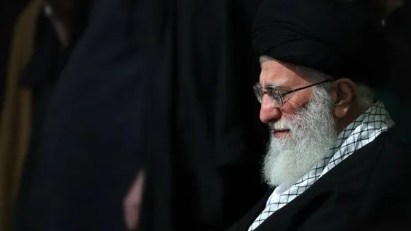 هل يقترب انهيار النظام في طهران؟ هل يقترب انهيار النظام في طهران؟