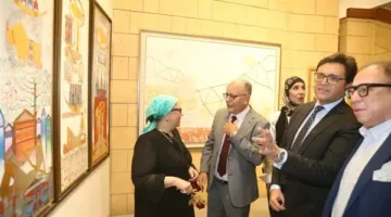 وزير الثقافة يشرع في فعاليات الدورة الخامسة والأربعين من المعرض العام ويقرر إعادة تسميته إلى «معرض مصر».