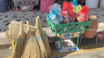 سوق الجمعة في عسير: وجهة حيوية أسبوعية مليئة بالنشاط