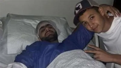 حمزة، ابن أحمد السقا، يُنقل إلى المستشفى إثر تعرضه لوعكة صحية. حمزة، ابن أحمد السقا، يُنقل إلى المستشفى إثر تعرضه لوعكة صحية.