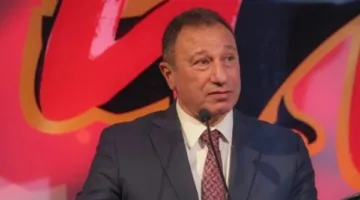 أمير هشام يكشف تفاصيل مكالمة الخطيب مع وفد الفريق.. وصحة انزعاج بن شرقي