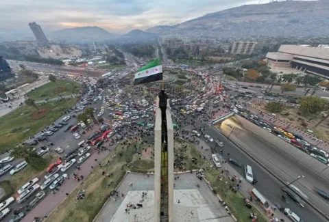 امرأة تُقتل بعد سقوط مسيرة في غرب سوريا amid تصاعد التوتر بين إسرائيل وإيران امرأة تُقتل بعد سقوط مسيرة في غرب سوريا amid تصاعد التوتر بين إسرائيل وإيران