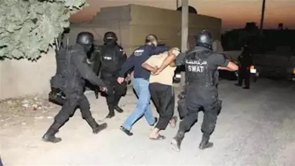 رصاص في الخفاء.. إصابة رئيس قسم المباحث ومساعده في كمين قاتل بأطفيح رصاص في الخفاء.. إصابة رئيس قسم المباحث ومساعده في كمين قاتل بأطفيح
