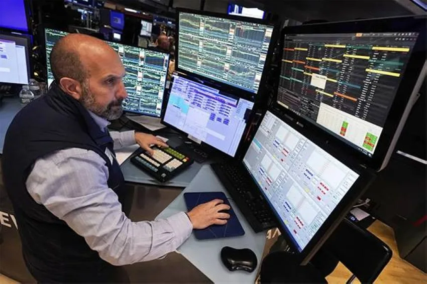 زيادة بنسبة 15% في عقود النقل البحري زيادة بنسبة 15% في عقود النقل البحري