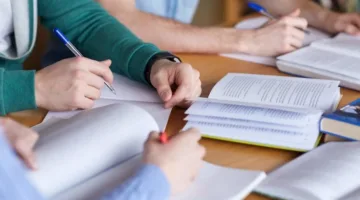 دعاء المذاكرة وتعزيز المعلومات: يمنح الطالب سرعة في الفهم والإجابة.