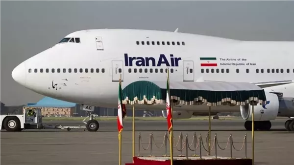 عاجل.. إيران تعلن عن تمديد إلغاء الرحلات الجوية وإغلاق أجوائها.