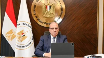 توجيهات وزير الري بشأن تنظيم مستويات المياه أمام وخلف محطات الرفع خلال ذروة الاحتياجات.
