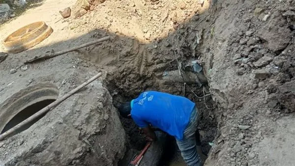 سكان “برهيم” يعانون من انقطاع المياه الصالحة للشرب.. واستجابة سريعة من المسؤولين في المنوفية سكان “برهيم” يعانون من انقطاع المياه الصالحة للشرب.. واستجابة سريعة من المسؤولين في المنوفية