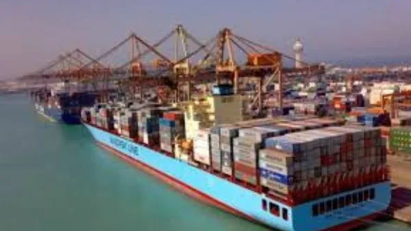 تداول 9 آلاف طن من البضائع العامة والمتنوعة في موانئ البحر الأحمر تداول 9 آلاف طن من البضائع العامة والمتنوعة في موانئ البحر الأحمر