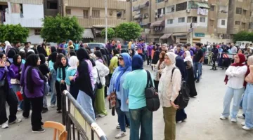 وزارة التعليم تشرح طريقة توزيع نماذج امتحانات الثانوية العامة وتؤكد على تحقيق العدالة في الفرص.