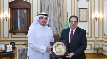 عبد الصادق: جامعة القاهرة تسخر جميع مواردها لدعم طلاب الكويت الشقيقة
