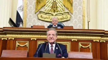 رئيس مجلس النواب يعبر عن استيائه من عدم حضور وزيري المالية والتخطيط في جلسة مناقشة الميزانية.