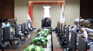 رئيسة جامعة الأقصر تعقد اجتماعًا لمراجعة مشروعات البناء والتطوير