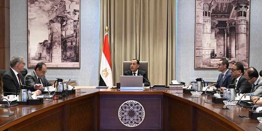 الحكومة: تطوير تصور شامل للاقتراحات الحكومية في القطعات المستهدفة
