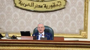 رئيس مجلس النواب يعبر عن استيائه من عدم حضور النواب ووزيري المالية والتخطيط
